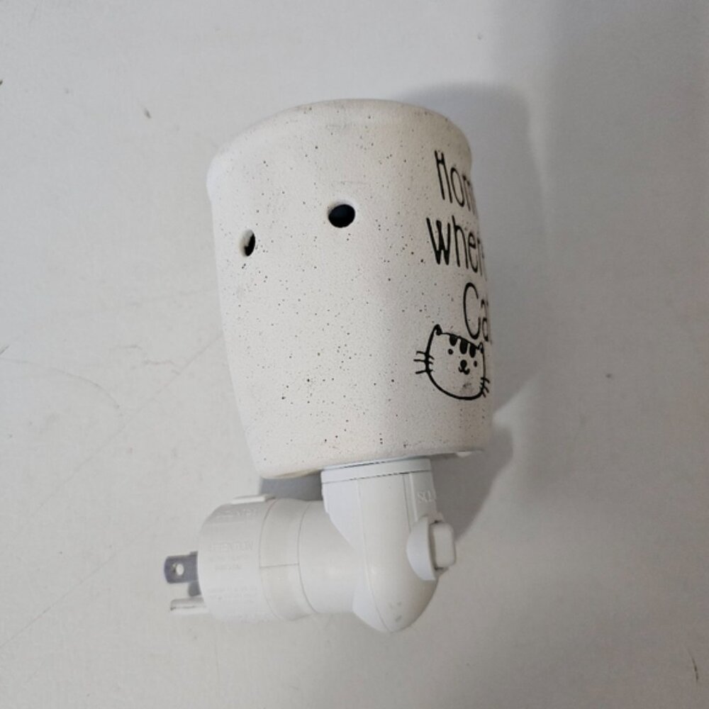 Scentsy Mini Warmer Plug In Home Is Where My Cat Is - Picture 5 of 6